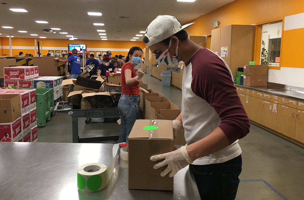 Volunteers at Second Harvest of Silicon Valley with Sora Creative Content